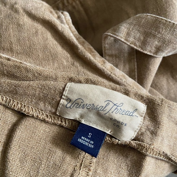 Universal Thread - Picture 3 of 3